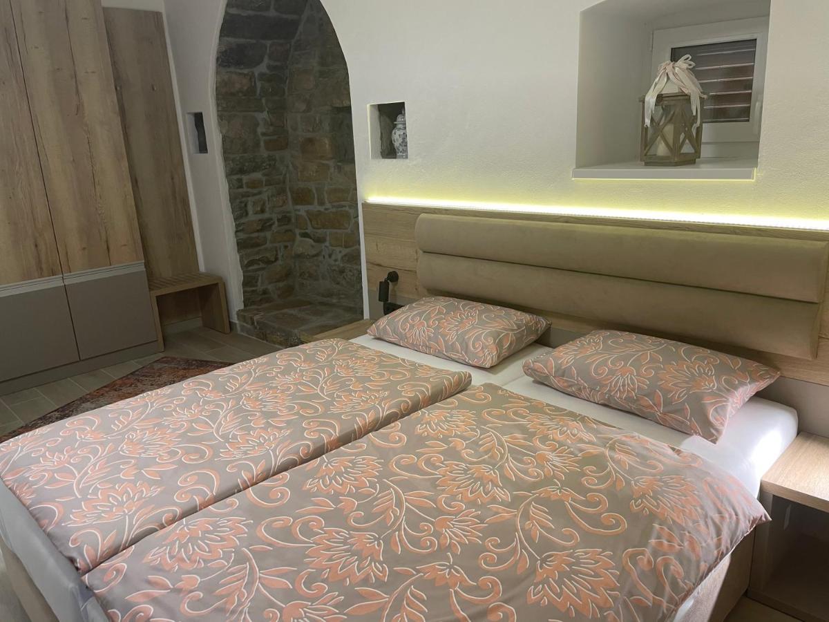 Villa Sanela Pobegi Bagian luar foto